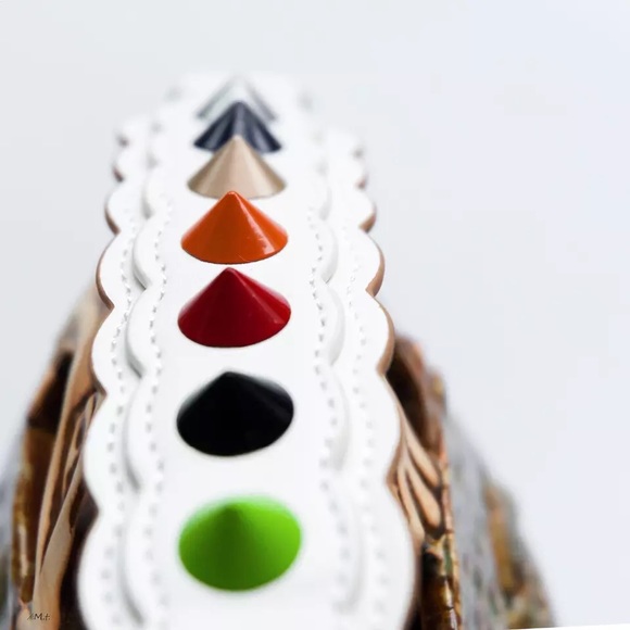 “Taste the Rainbow” - Picture 7 of 8